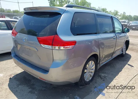 2013 Toyota Sienna Xle 7 Passenger из США, поврежденный, VIN 5TDDK3DC4DS054583